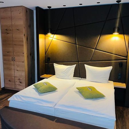 Hotel Gasthof Metzgerei Drei Linden Fulde Extérieur photo