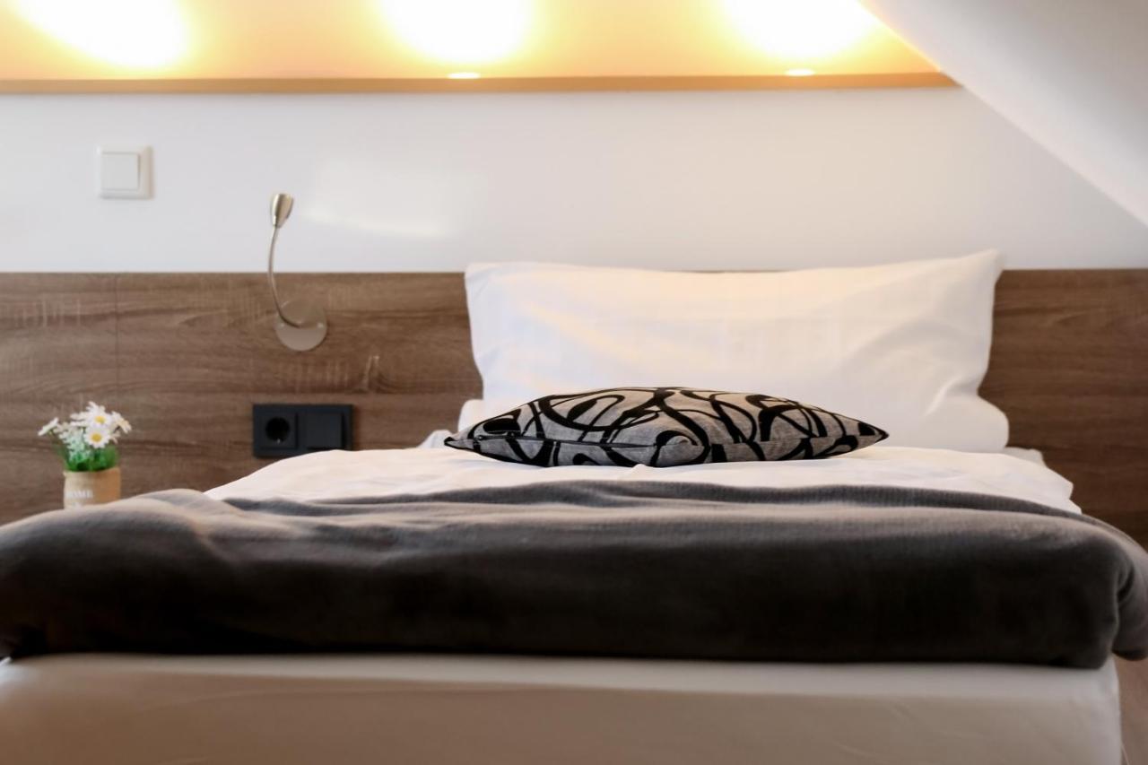 Hotel Gasthof Metzgerei Drei Linden Fulde Extérieur photo