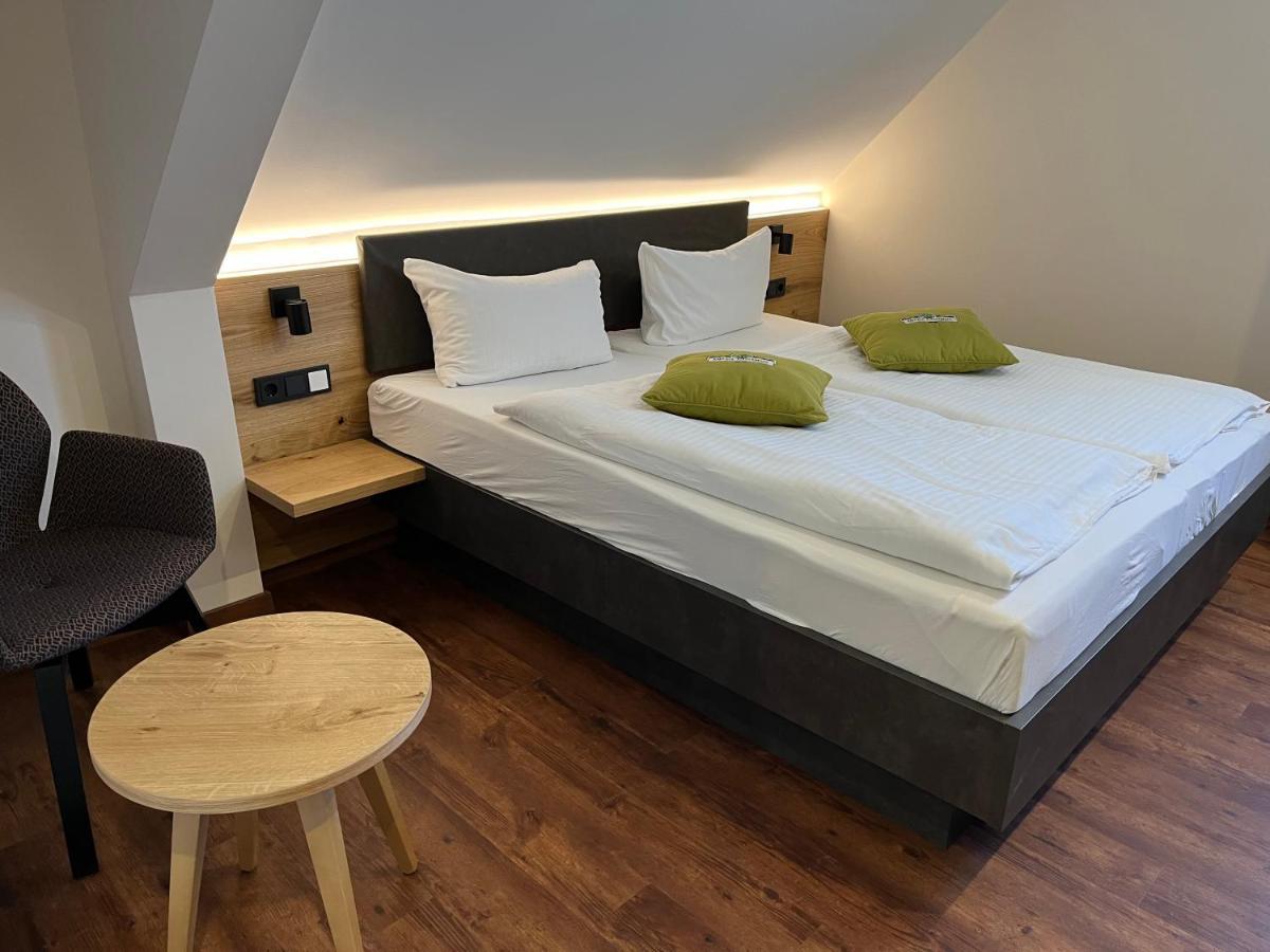 Hotel Gasthof Metzgerei Drei Linden Fulde Extérieur photo