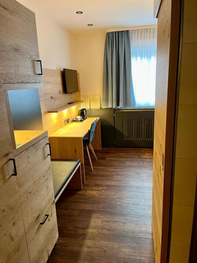 Hotel Gasthof Metzgerei Drei Linden Fulde Extérieur photo